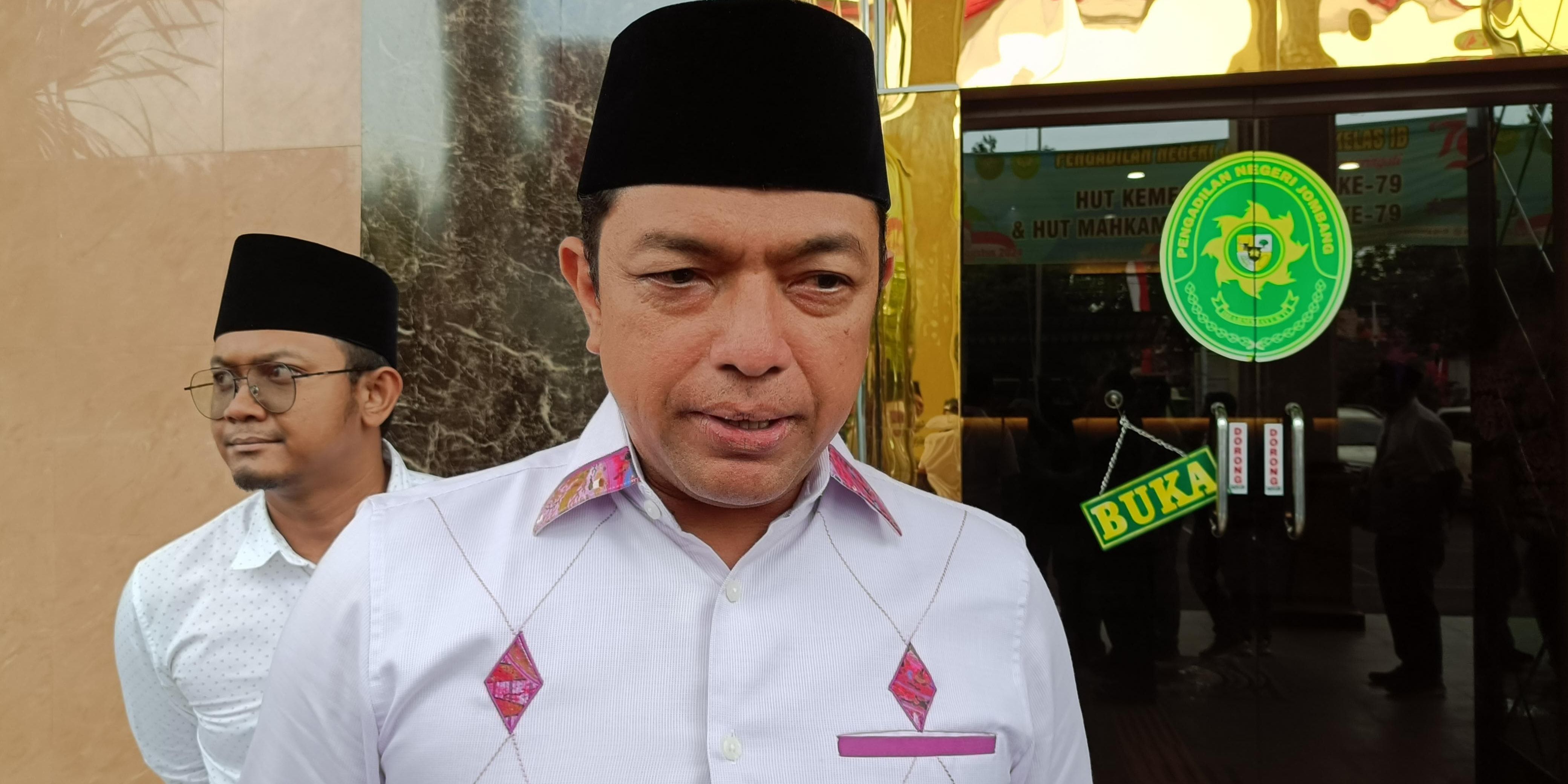 Sosok Gus Hans, Dulu Jubir Tim Kampanye Khofifah Kini Jadi Cawagub Risma di Pilkada Jatim