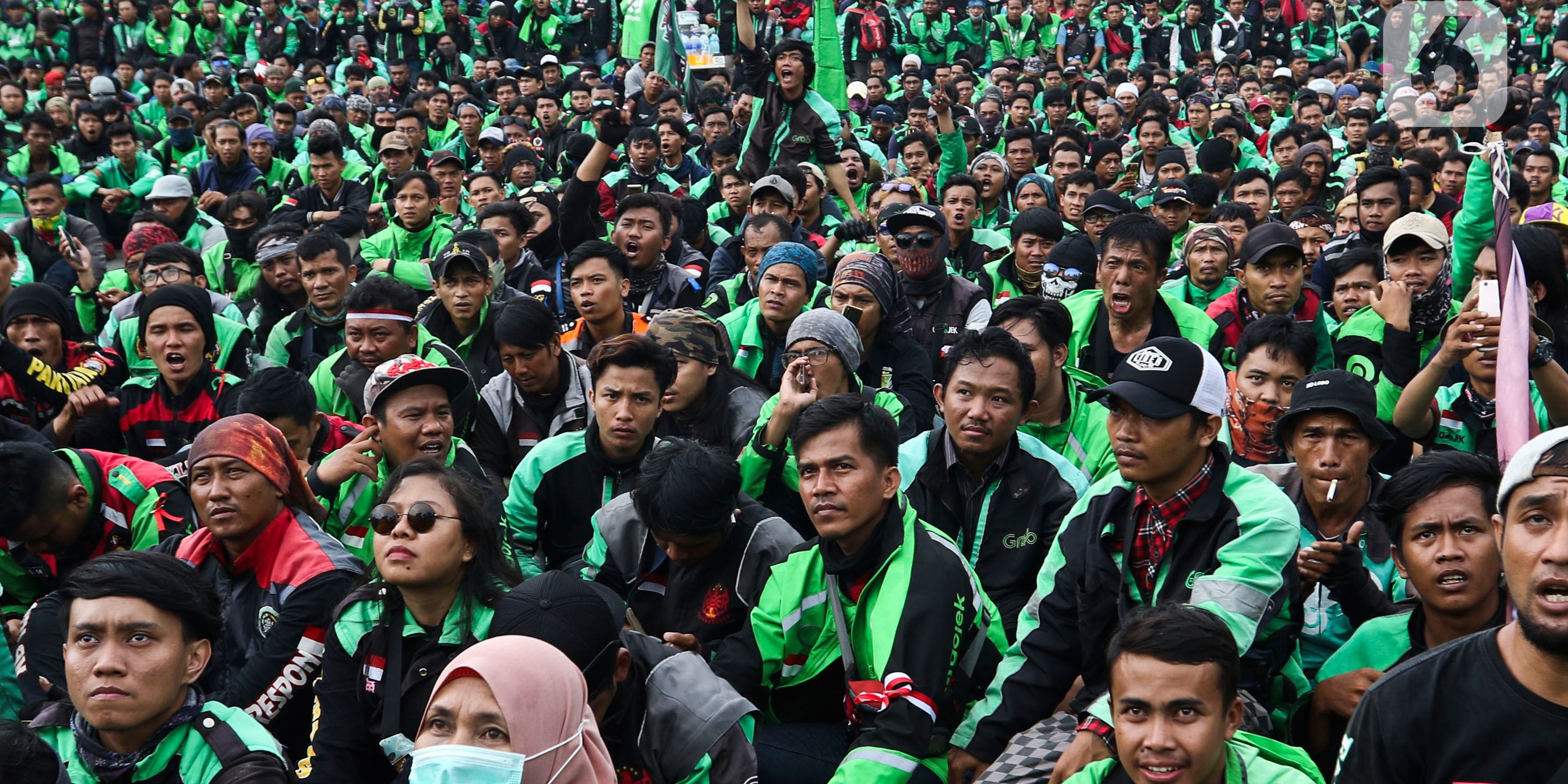 Tak Semua Ojol Ikut Demo dan Tetap Ambil Orderan, Ini Alasan di Baliknya