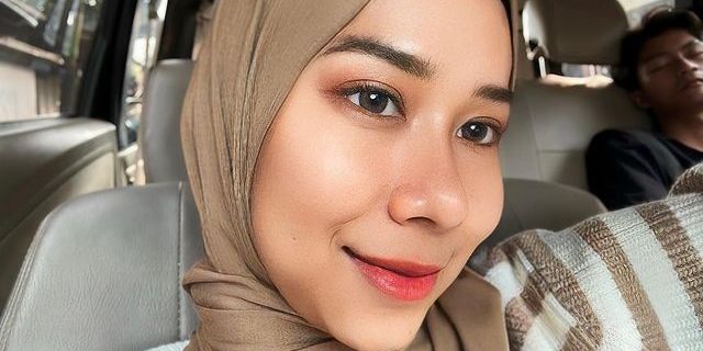 Wafat Setelah 2 Pekan Gelar Pernikahan, Ini Sosok Shella Selpi Seleb TikTok dan Pesepakbola Wanita yang Derita Kanker Ovarium