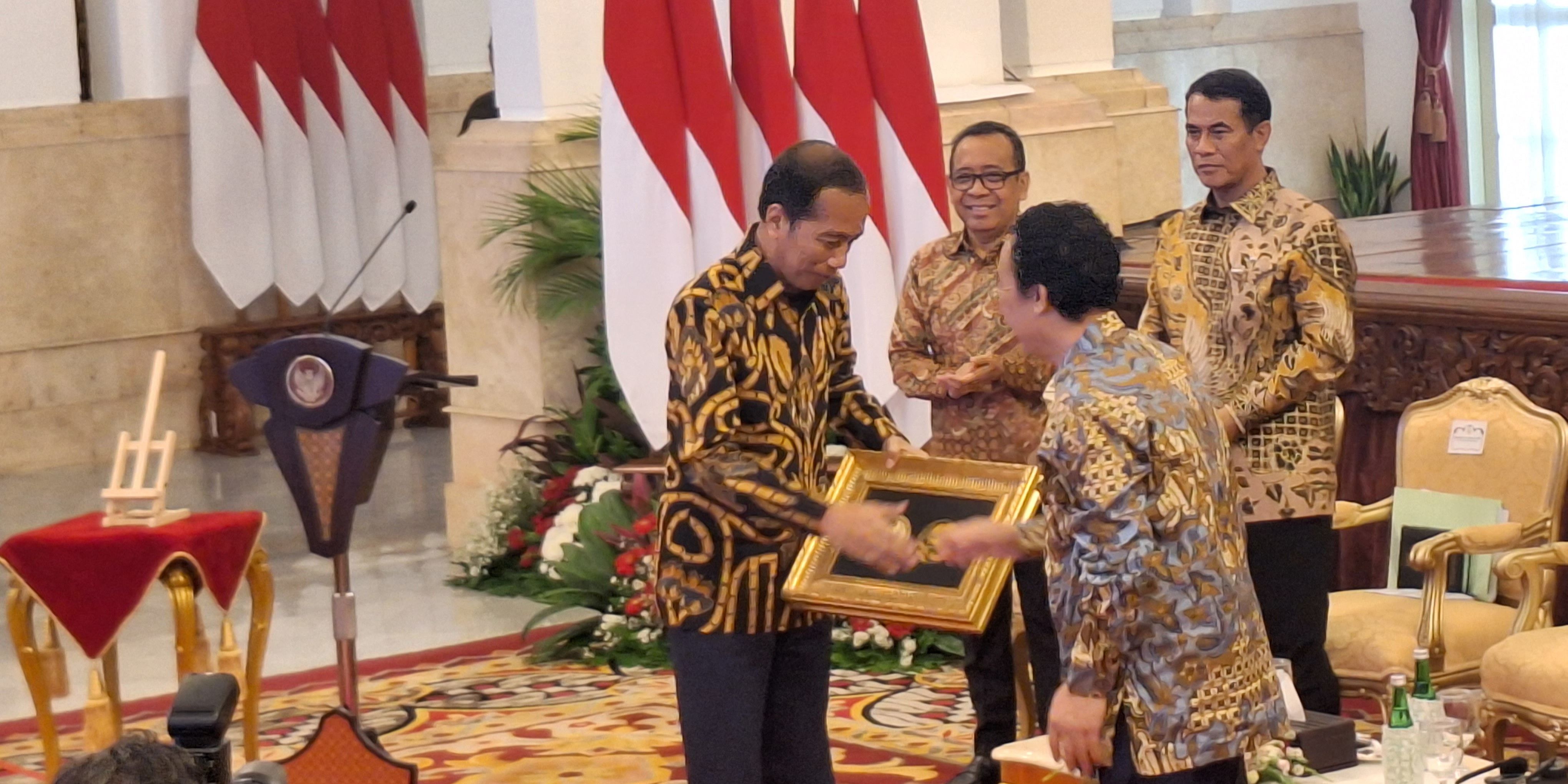 Jokowi Terima Penghargaan Agricola Medal dari FAO, Dipersembahkan untuk Petani Indonesia