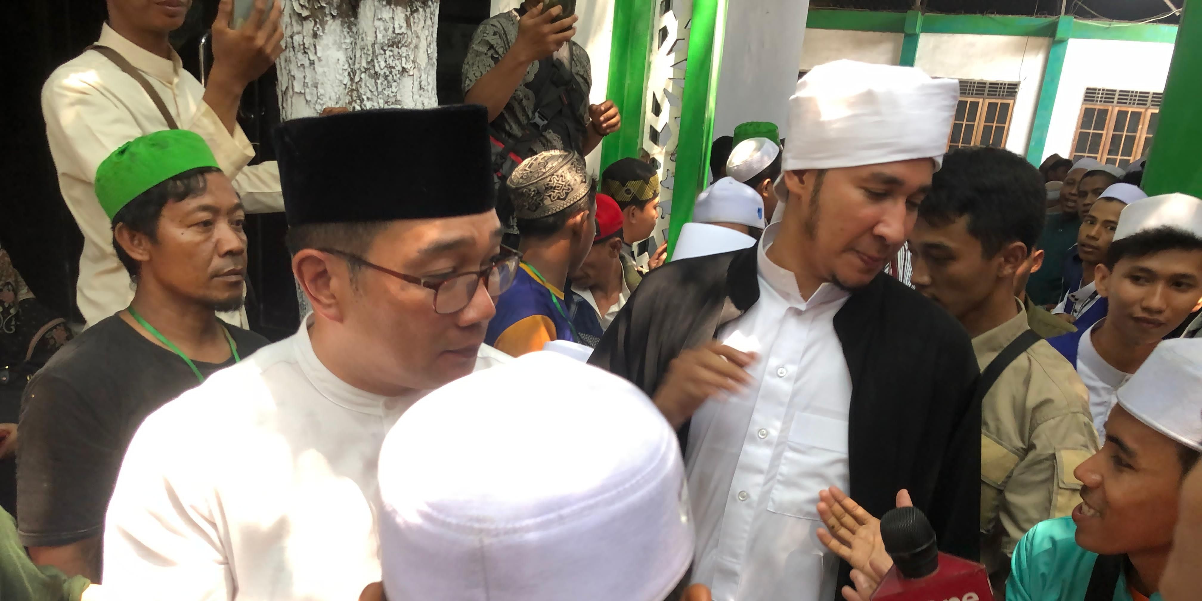 Hadiri Haul Akbar Mbah Priok, Ridwan Kamil: Saya Musafir, Ingin Berkenalan Berikhtiar di Jakarta