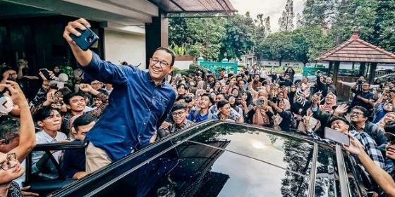 Gagal Menang di Pilpres dan Batal Ikut Pilkada DKI Jakarta, Begini Keseruan Anies Baswedan Keliling Kampus Ajak Mahasiswa Kawal Demokrasi