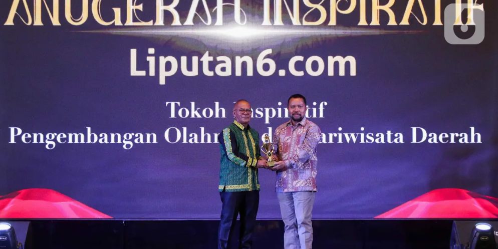 Naikkan Ekonomi Daerah, Bupati Paser Raih Penghargaan dari Liputan6.com