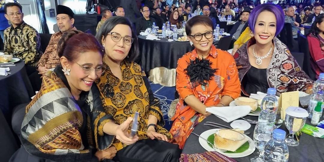 Bahagianya Susi Pudjiastuti Bertemu Kawan Lama, Sama-Sama Cantik Dulu Pernah Dijuluki 'Srikandi Kabinet'