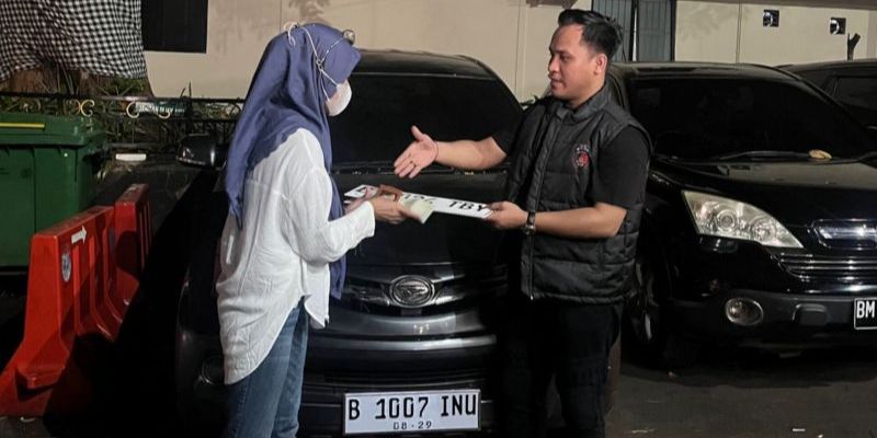 Sopir Taksi Online Perempuan Dirampok Pelanggan, Korban Dijerat Pakai Tali dan Dibuang di Pinggir Tol