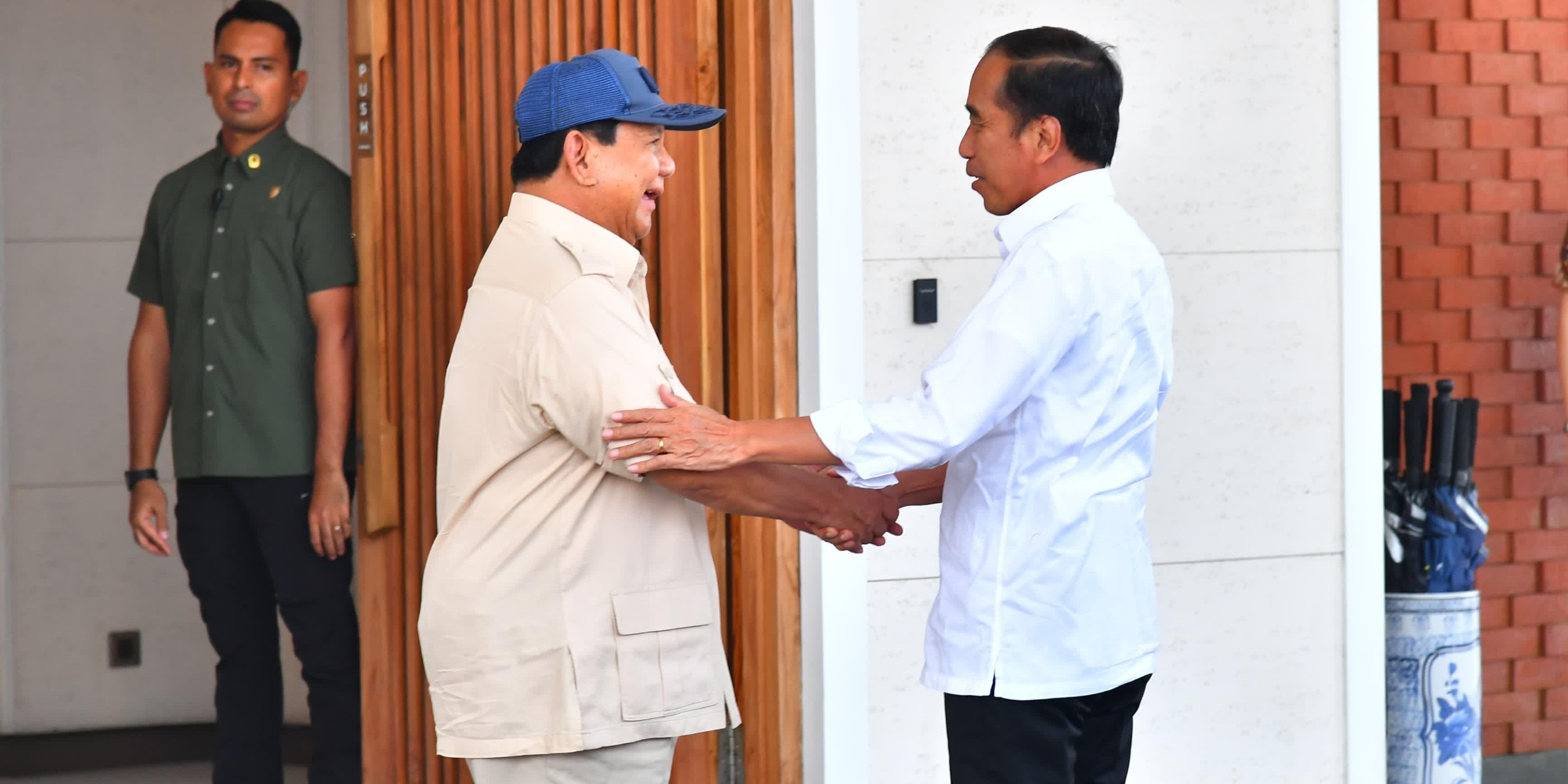 Momen Prabowo Terharu Saat Ucapkan Terima Kasih ke Jokowi di Sidang Kabinet Terakhir