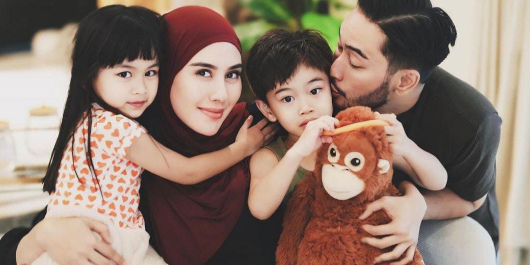 Syahnaz Melow Baca Tulisan 'Cinta' dari Sang Putri, Tak Terasa Anaknya Sudah Besar