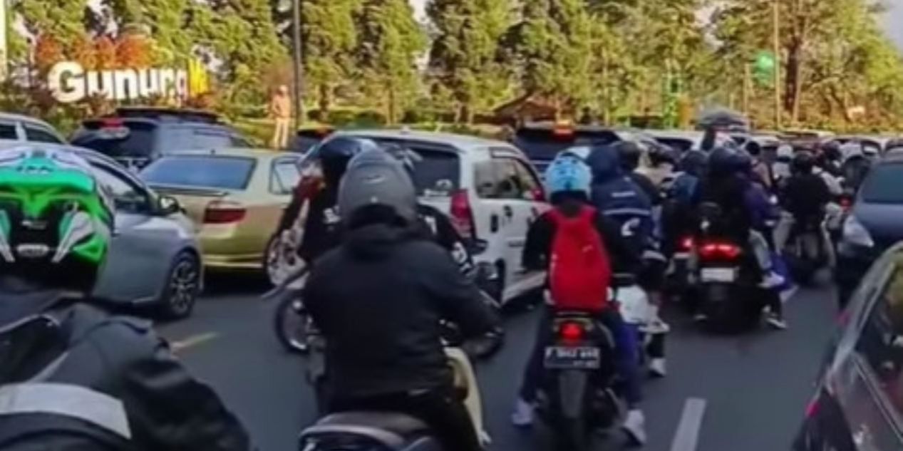 Lalu Lintas Puncak Bogor Sudah Normal, Polisi Berlakukan Jalur Dua Arah