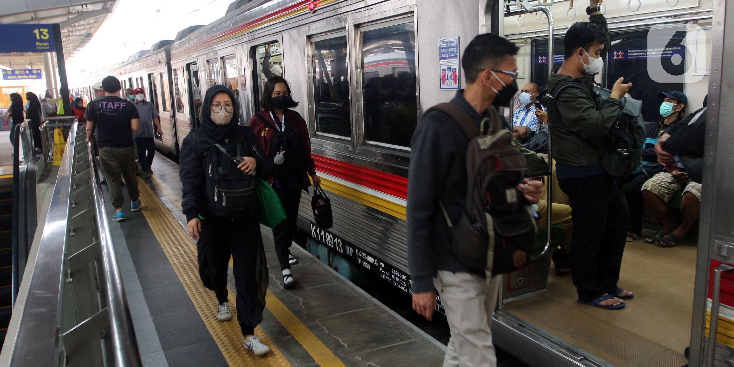 Perhatian, Jalur Naik Turun Penumpang KRL Stasiun Rangkasbitung Ultime Dialihkan, Ini Alurnya