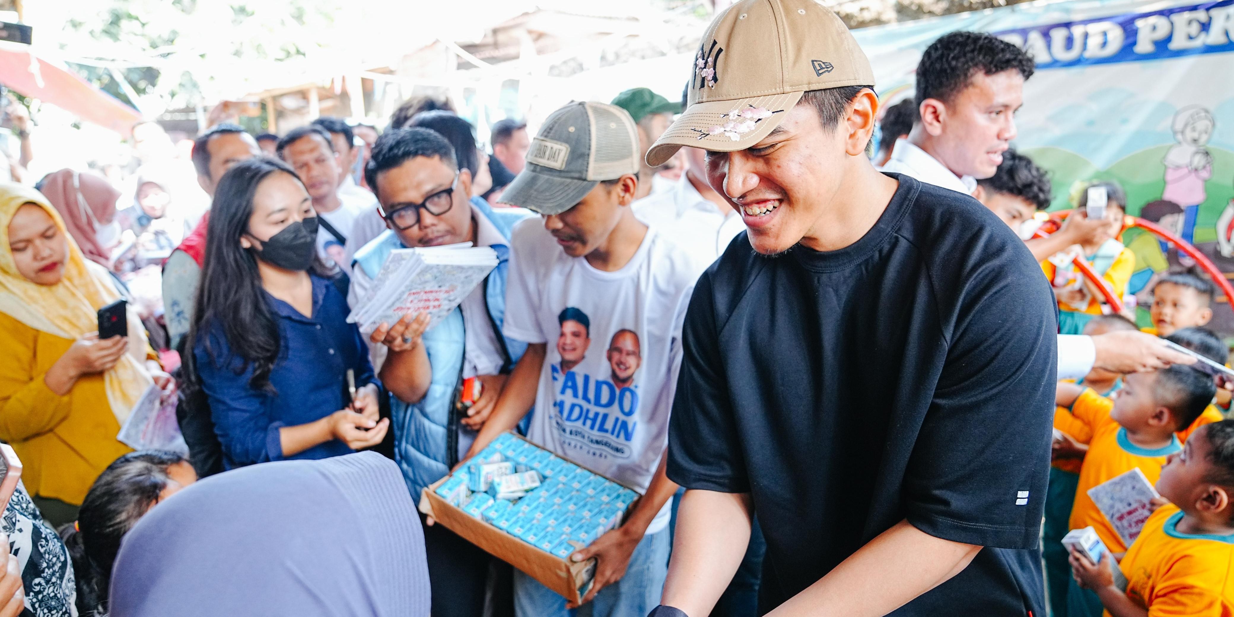 Bareng Faldo, Kaesang Blusukan di Kota Tangerang