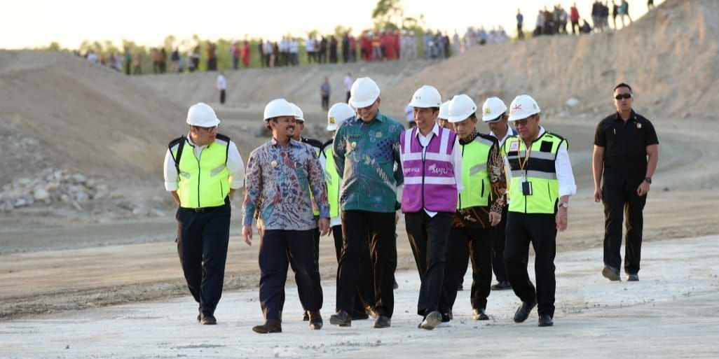 Roda Ekonomi Berputar dari Jalan Tol Trans Sumatera