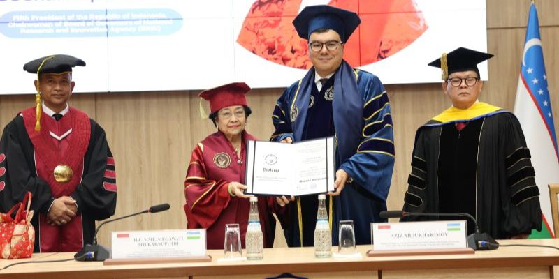 Megawati Terima Gelar Profesor Kehormatan dari Universitas Silk Road International Uzbekistan