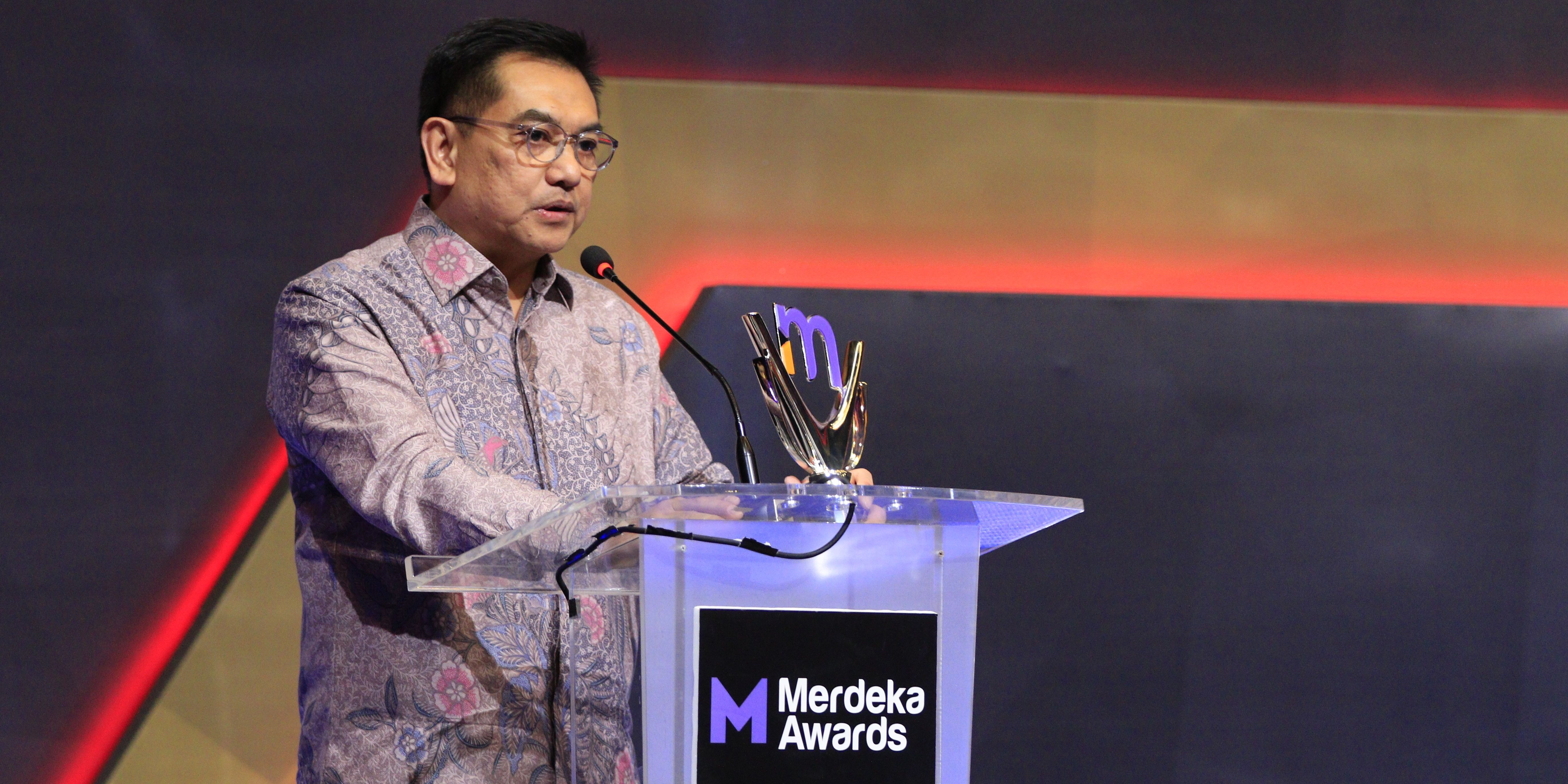 Kementerian Investasi Raih Merdeka Awards 2024 Berkat Inovasi Contact Center OSS