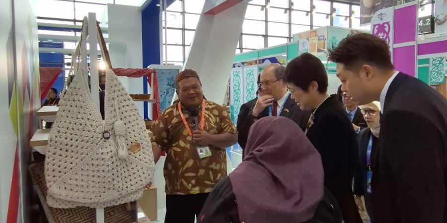 Go Global, Ratusan Produk UMKM Binaan Pertamina Mejeng di Pameran China