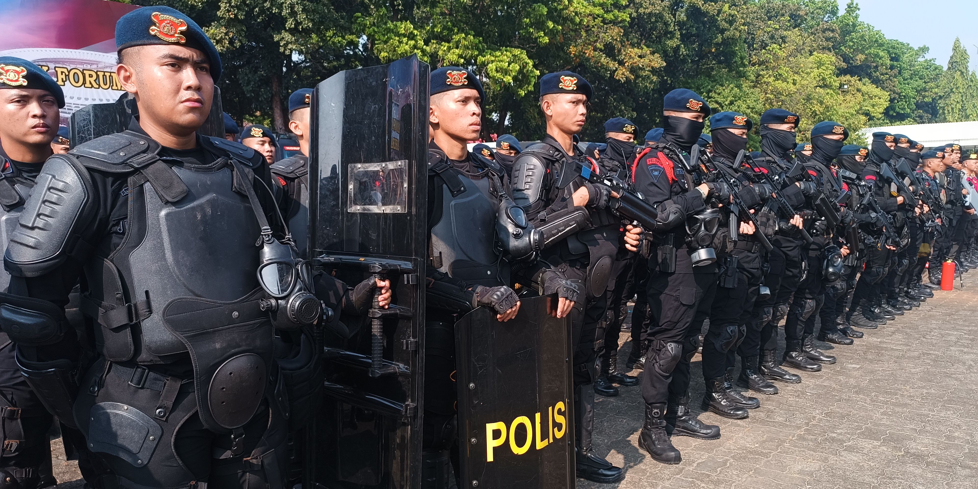 Ramai #SantriMenolakPolisi di Medsos, PBNU: Kapolri Takdzim ke Kiai, Tak Mungkin Musuhi Santri