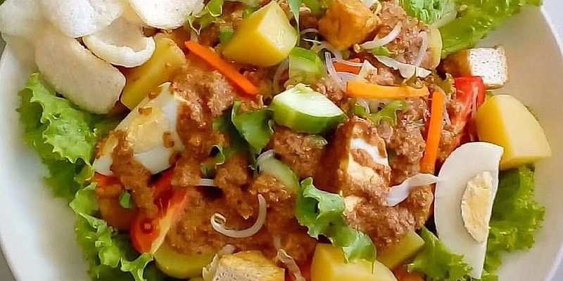 Penuh dengan Sayuran, Kenali Kandungan Nutrisi dan Kalori dari Gado-gado Serta Manfaat Kesehatan dari Mengonsumsinya