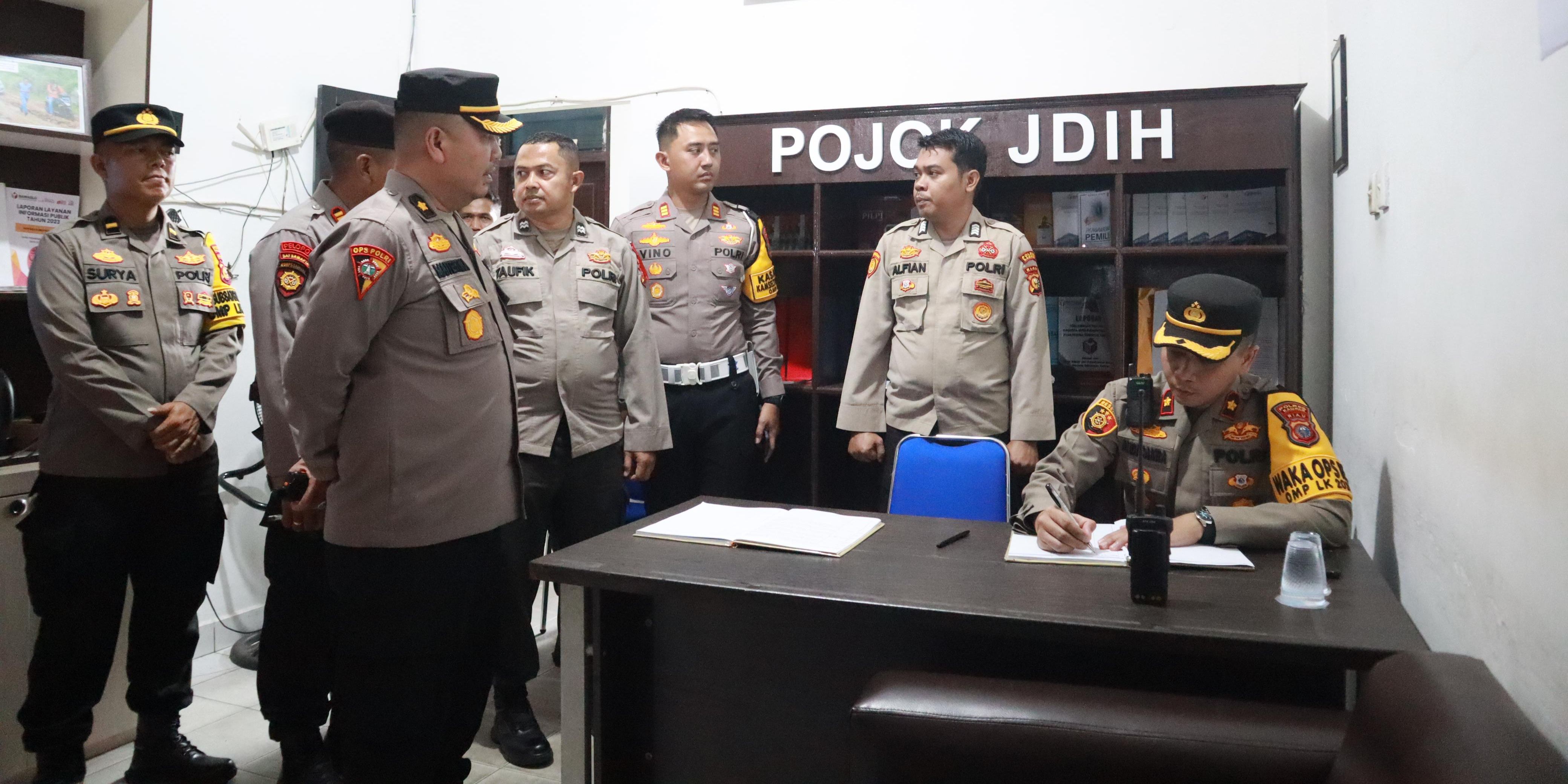 Pengamanan Kantor KPU dan Bawaslu Diperketat, Wakapolres Kampar Perintahkan Personel Jaga 24 Jam