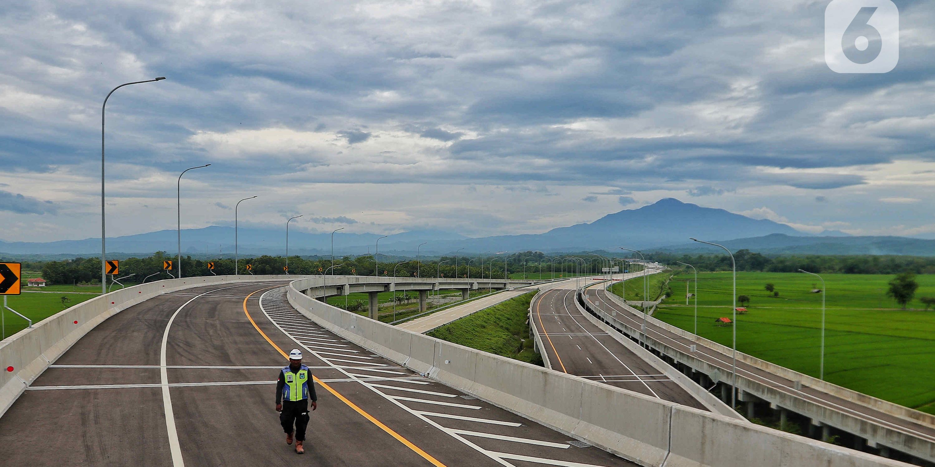 Tarif Baru Tol Cisumdawu 2024, Waktu Tempuh Lebih Singkat!