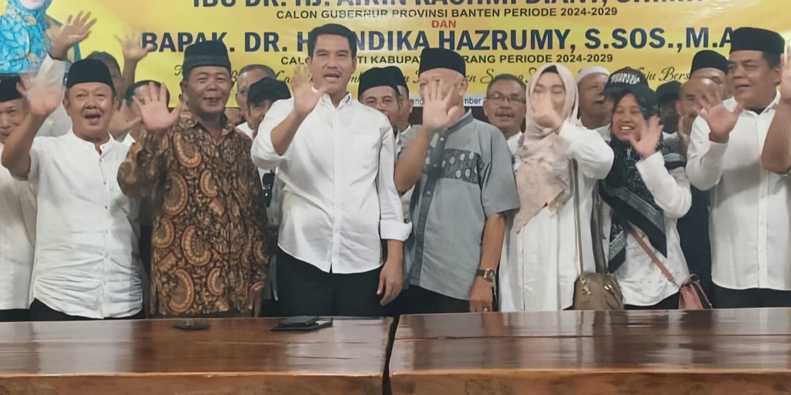 Ramai-Ramai Pensiunan Kades di Banten Dukung Airin di Pilkada 2024