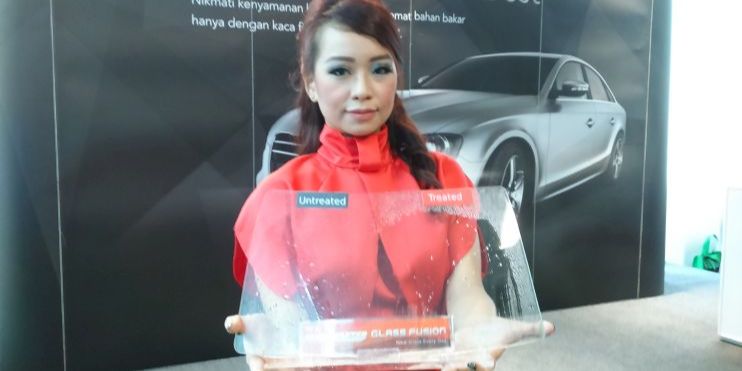 Manfaat Water Repellent untuk Kaca Mobil Saat Hujan dan Cara Mengemudi Aman