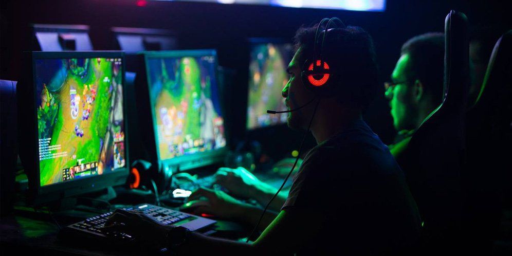 Menjaring Talenta Muda Indonesia untuk Panggung e-Sports Internasional