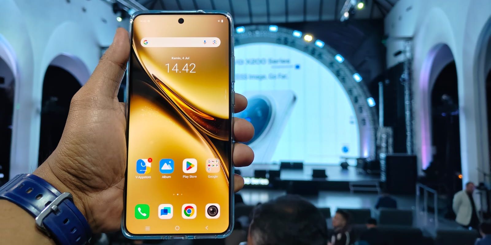 Vivo X200 Dirilis, HP Premium yang Tawarkan Keunggulan Foto, Harganya?