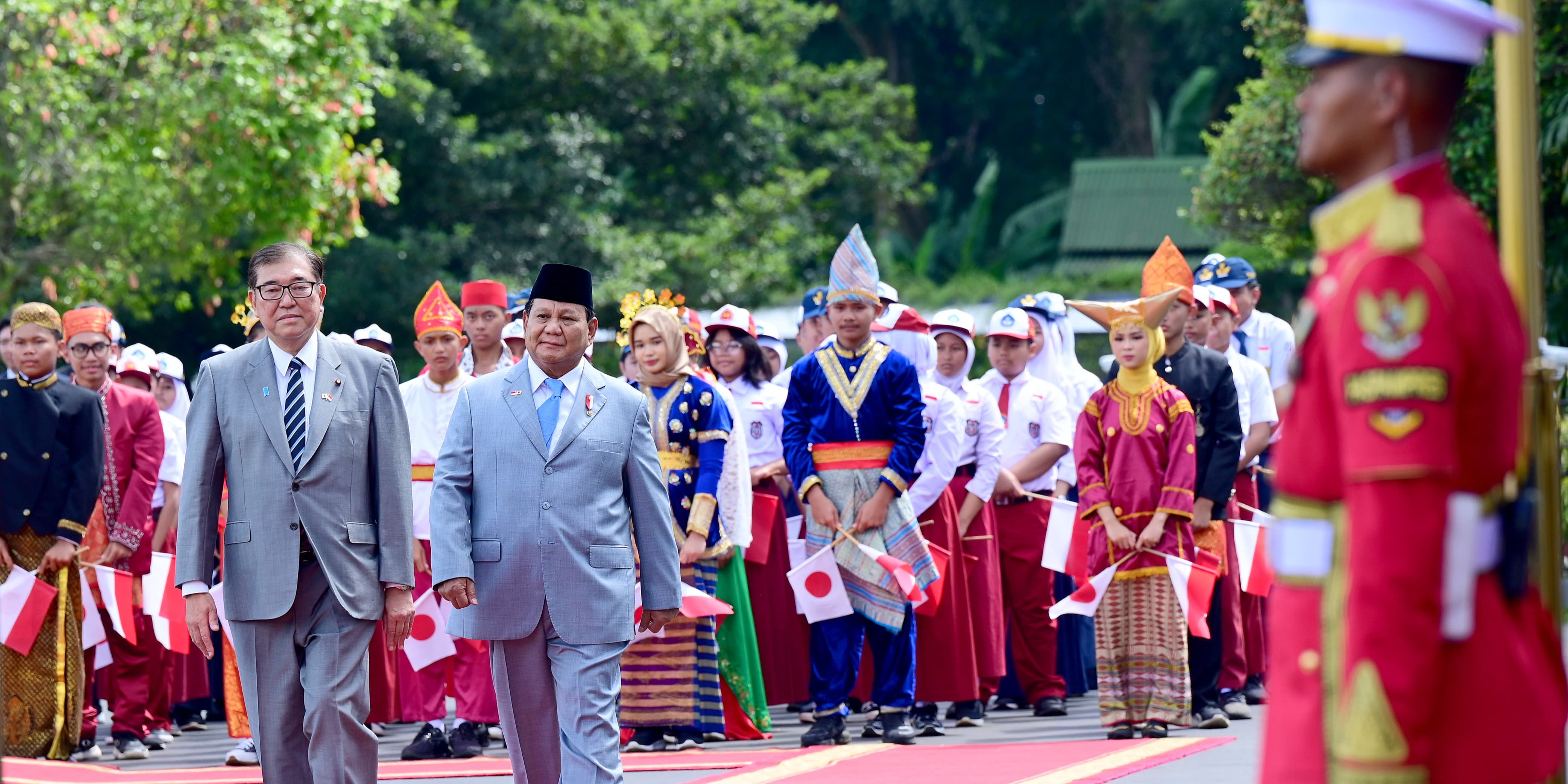 Sambut Kedatangan PM Ishiba, Prabowo Sebut Jepang Mitra dan Sahabat Lama Indonesia