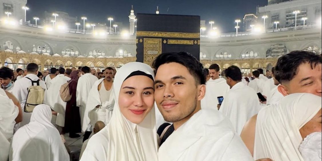 Thariq Halilintar dan Aaliyah Massaid Jalani Umrah Bersama, Caption Haru Penuh Syukur