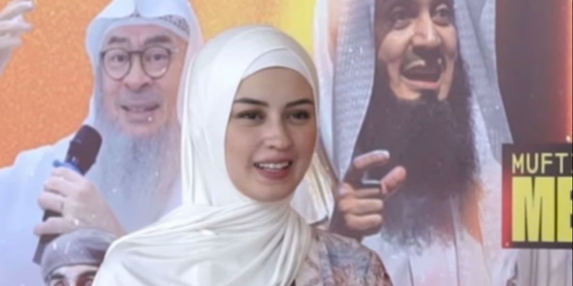 Kimberly Ryder Tampil dalam Balutan Hijab Syar'i, Pesona Kecantikan Sejati