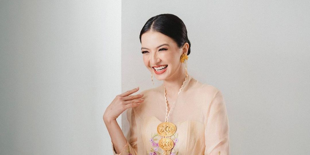 Raline Shah Resmi Dilantik Jadi Stafsus Menkomdigi, Intip Tampilan Anggunnya dengan Kebaya