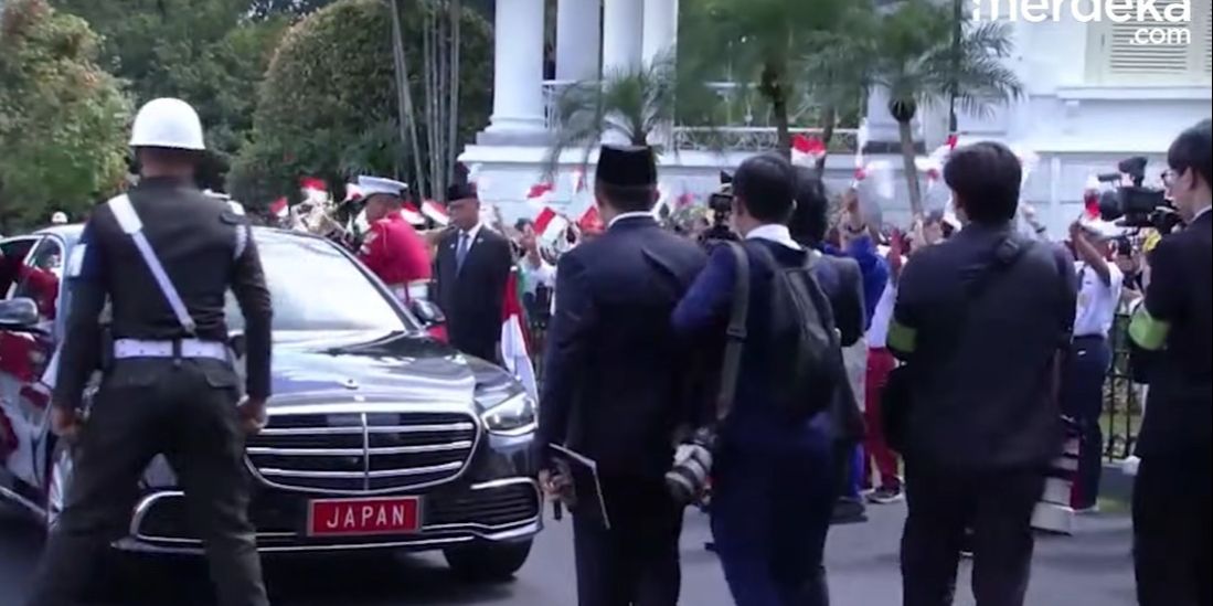 VIDEO: Kejutan Aksi Mayor Teddy Geser PM Prajurit TNI saat Prabowo Sambut PM Jepang