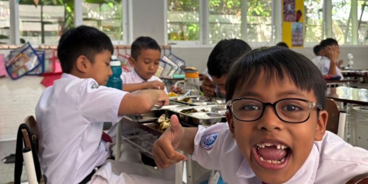 Istana Wanti-Wanti Sekolah Tak Pungut Biaya Wadah Makan Bergizi Gratis ke Siswa