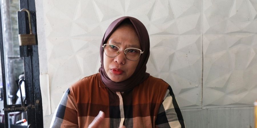 Ingin Nyawa Dibayar Nyawa, Potret Istri Sandy Permana Ungkap Terduga Pelaku Bersama Istri & Anak Kabur Usai Menikam