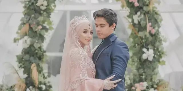 7 Potret Manis Kebersamaan Thya Sethya Mantan Gadis MMA dengan Suaminya Dylan Jan, Kini Tinggal Jadi Kenangan Usai Resmi Bercerai