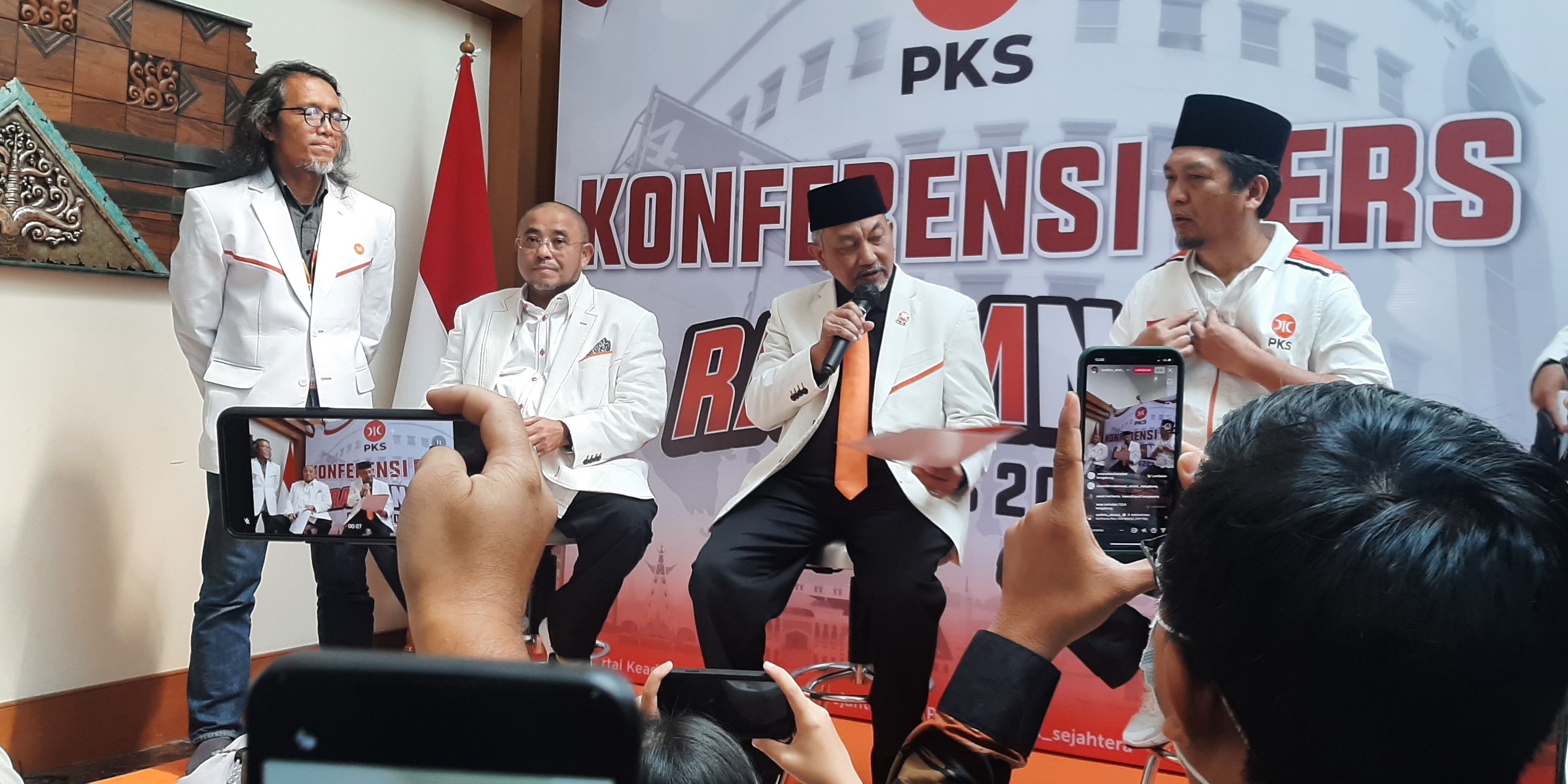 PPN Naik 12 Persen, Presiden PKS: Bansos dan Subsidi Listrik untuk Pekerja Harus Terus Dijalankan