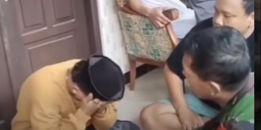 VIDEO: Viral Video Babinsa TNI Tendang Wajah Pencuri Ayam, Berujung Klarifikasi