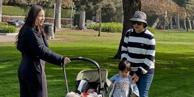 Perdana Nikita Willy Ajak Baby Nael Jalan-Jalan ke Taman Usai Melahirkan di Amerika, Aura Hot Mom Kian Terpancar