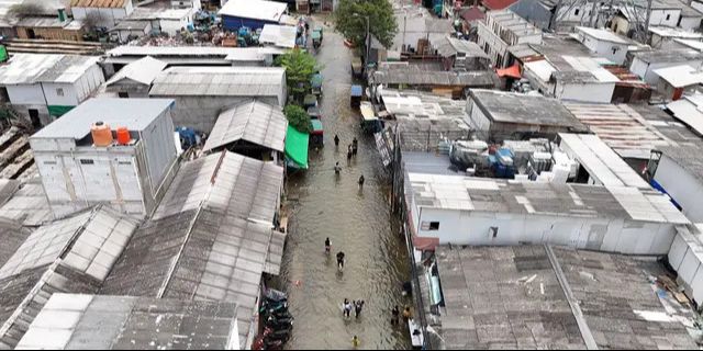 Hujan Turun Sejak Malam, Ini Sejumlah Lokasi di Jakarta yang Tergenang Banjir Kamis Pagi