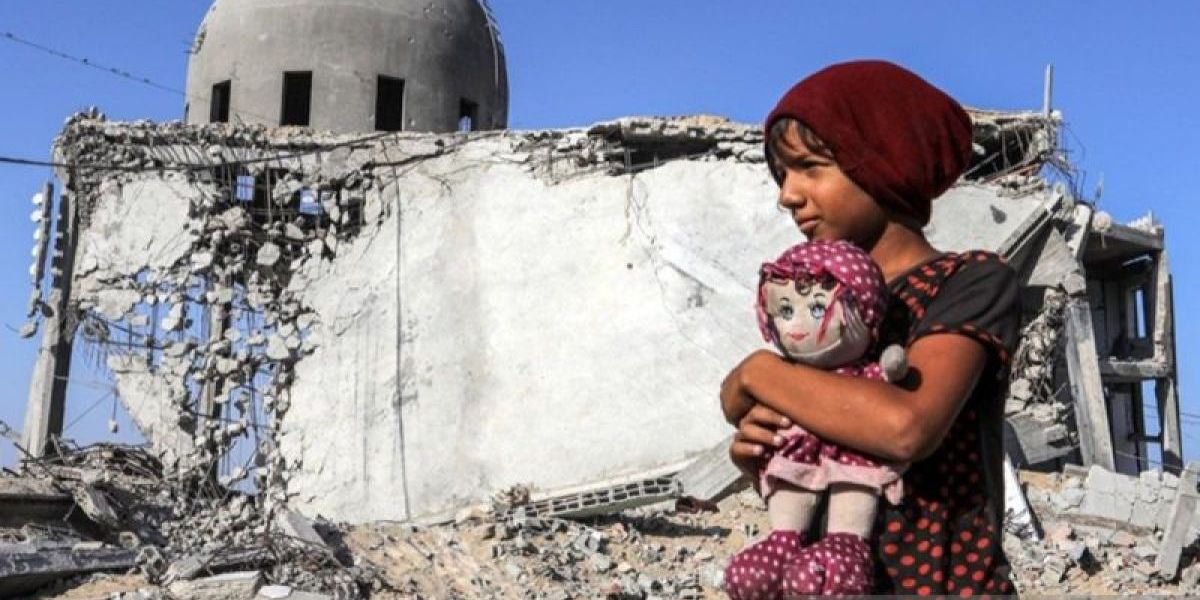 Pilunya Gadis Cilik Gaza Punya Luka Berat di Wajah Usai Serangan Israel, Didatangi Psikolog Sosoknya Ramai Disorot