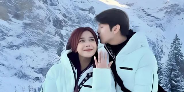 7 Momen Romantis Brisia Jodie Dilamar Jonathan Alden Lagi, Kali Ini saat Liburan Bareng di Swiss