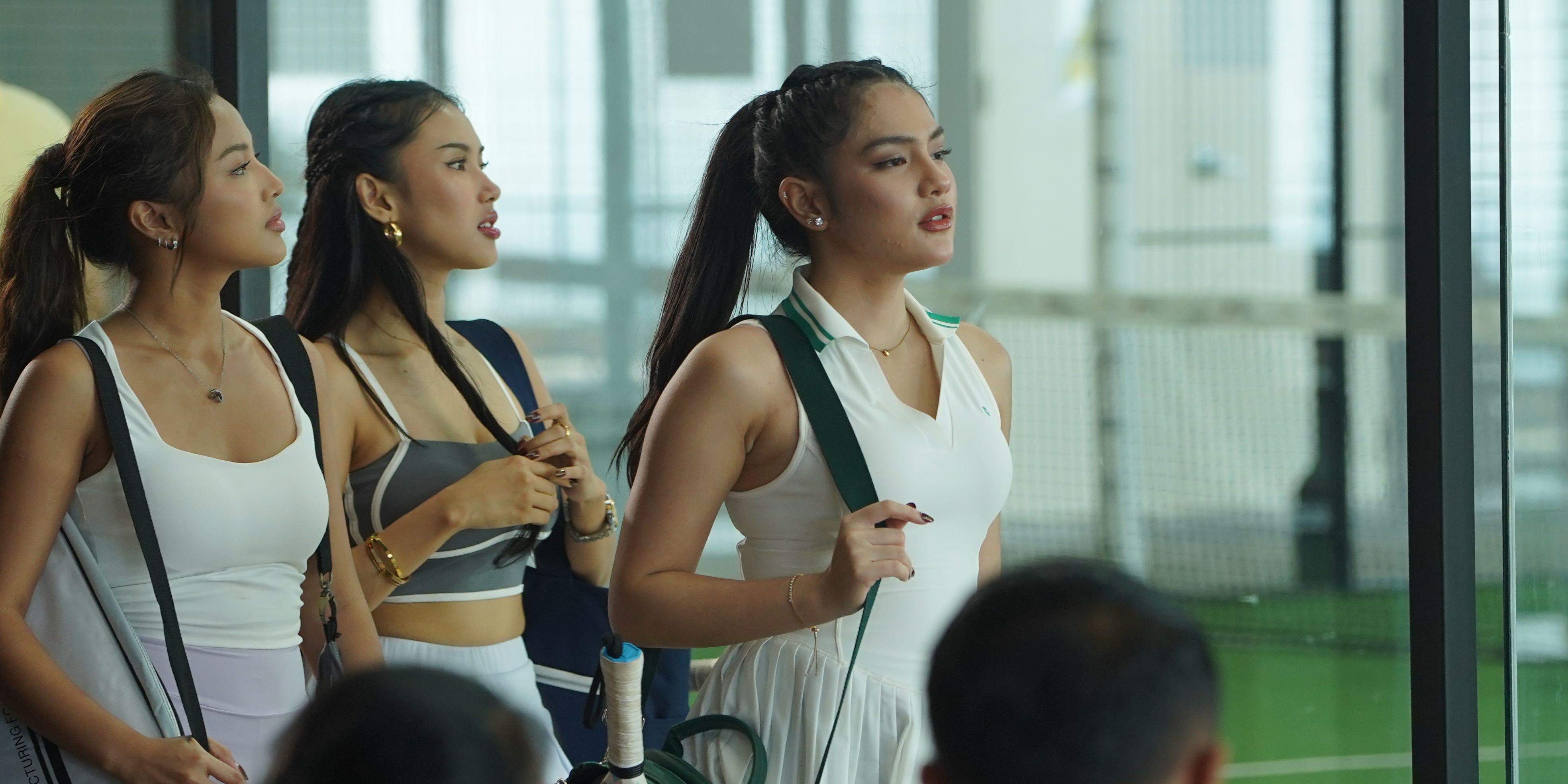Nonton Trailer Sugar Baby di Vidio, Davina Karamoy dan Geng Cantik Main Padel Bareng