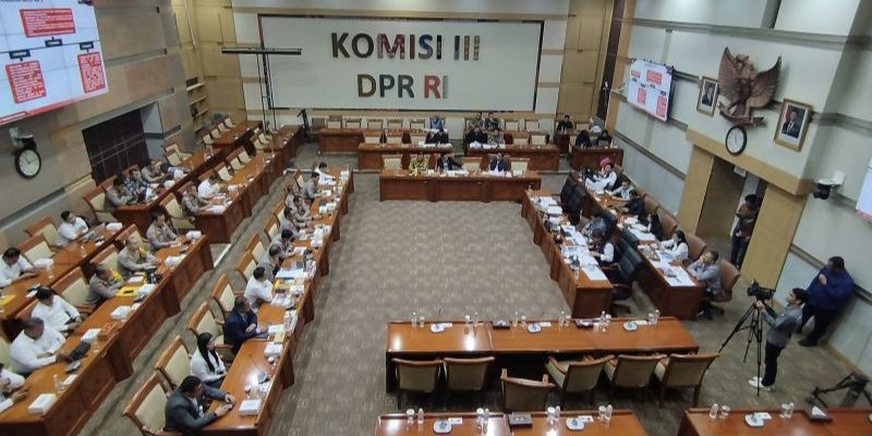Depan Anggota DPR, Ketua KY Usul Pengawasan Hakim Masuk RUU KUHAP