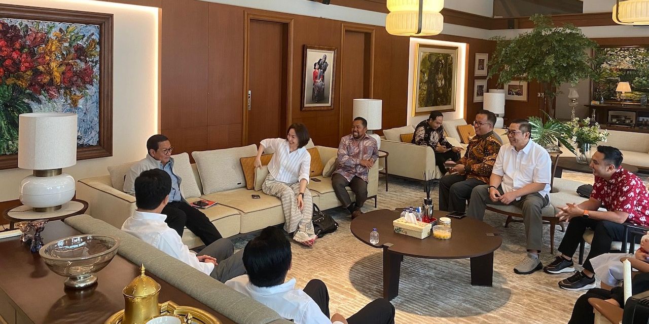 Direksi Emtek Grup Silaturahmi ke Pramono Anung