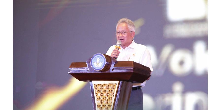 VIDEO: Respons Satryo, Terkena Reshuffle Pertama Prabowo: Lebih Baik Mundur