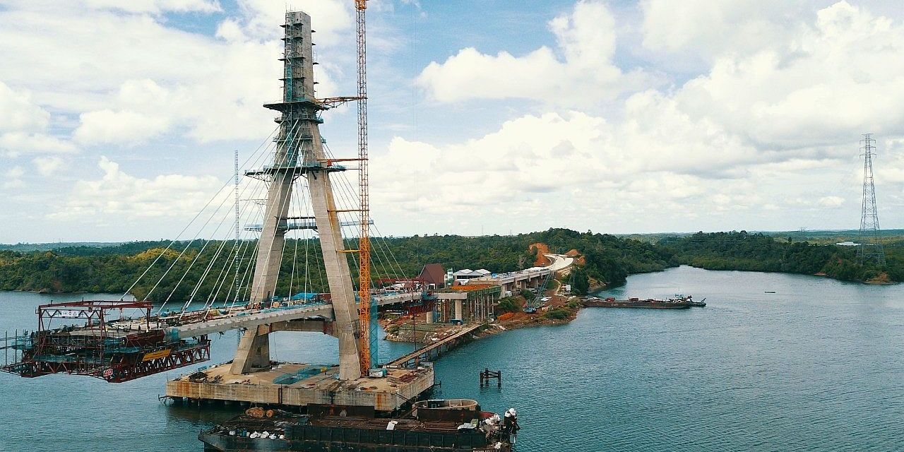 Sejarah Panjang dan Biaya Pembangunan Jembatan Suramadu yang Kini Viral Minta Dirobohkan