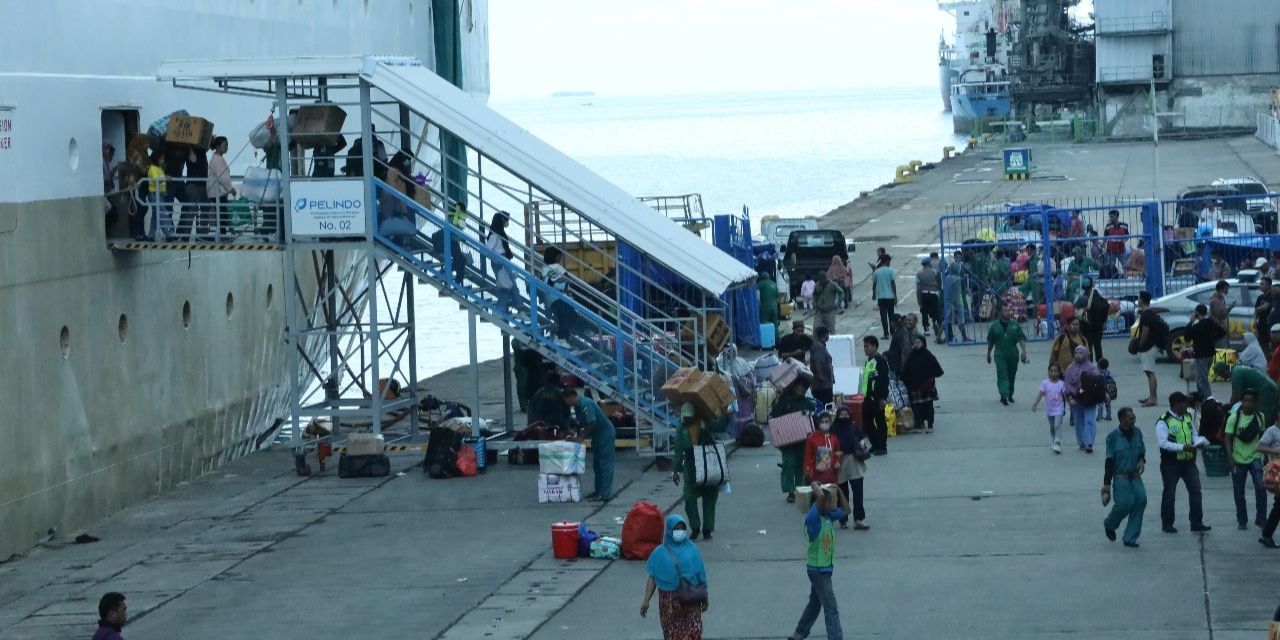 Prediksi Puncak Arus Mudik di Pelabuhan Makassar, Pelindo Antisipasi ...