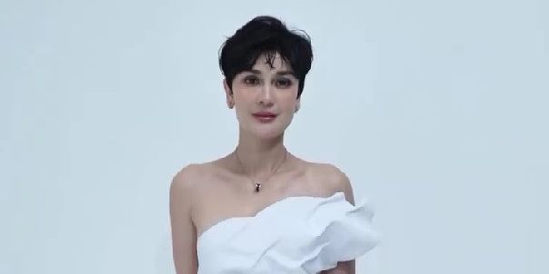 Potret Cantik Memukau Luna Maya dalam Photoshoot Terbaru, Netizen Salfok dengan Rambut Super Pendek Kekasih Maxime Bouttier