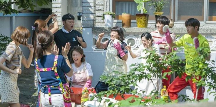 Butuh Tontonan yang Menghangatkan Hati? Ini 6 Drama Korea Bertema Keluarga yang Tak Hanya Penuh Makna dan Bikin Haru