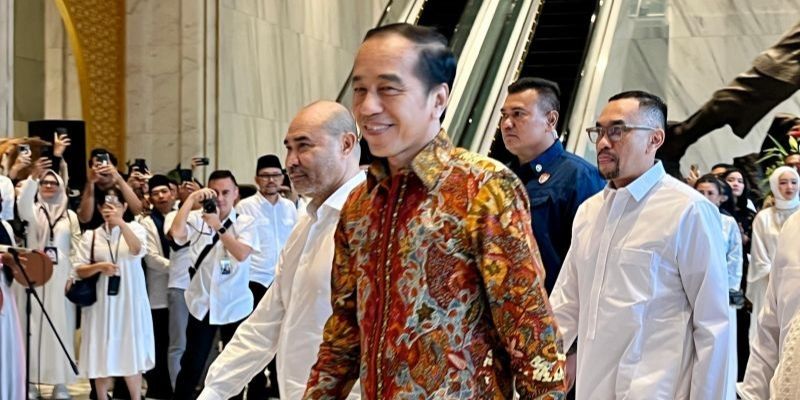 VIDEO: Menohok Jokowi Skak Balik Hasto: Mengancam Gunanya Apa? Dipecat PDIP Biasa-Biasa Saja