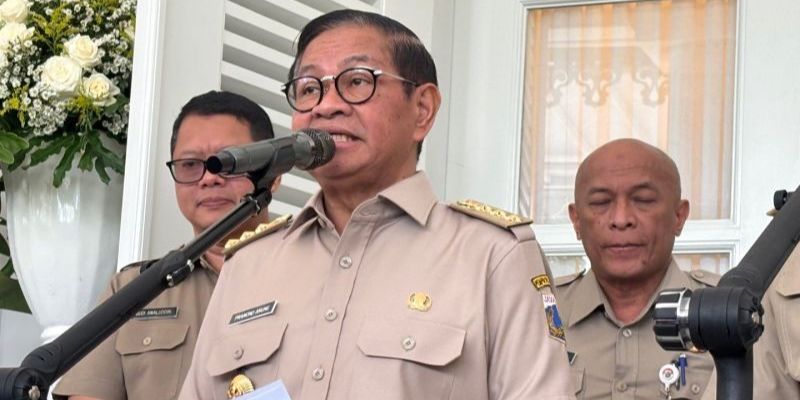 Pramono Kecewa Satpol PP Bongkar Paksa Tenda Pendemo RUU TNI di Depan DPR